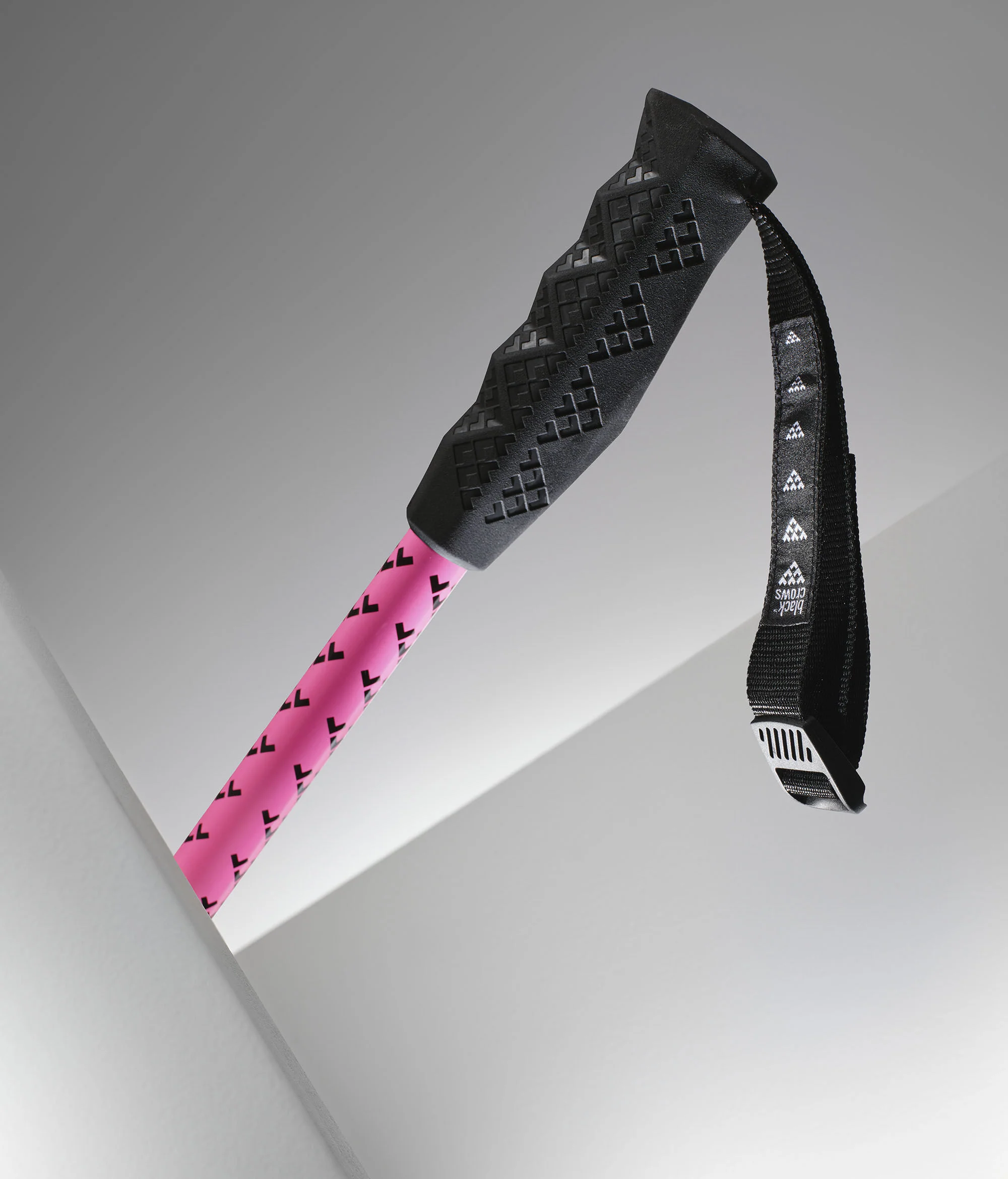 Meta Poles - Image 9