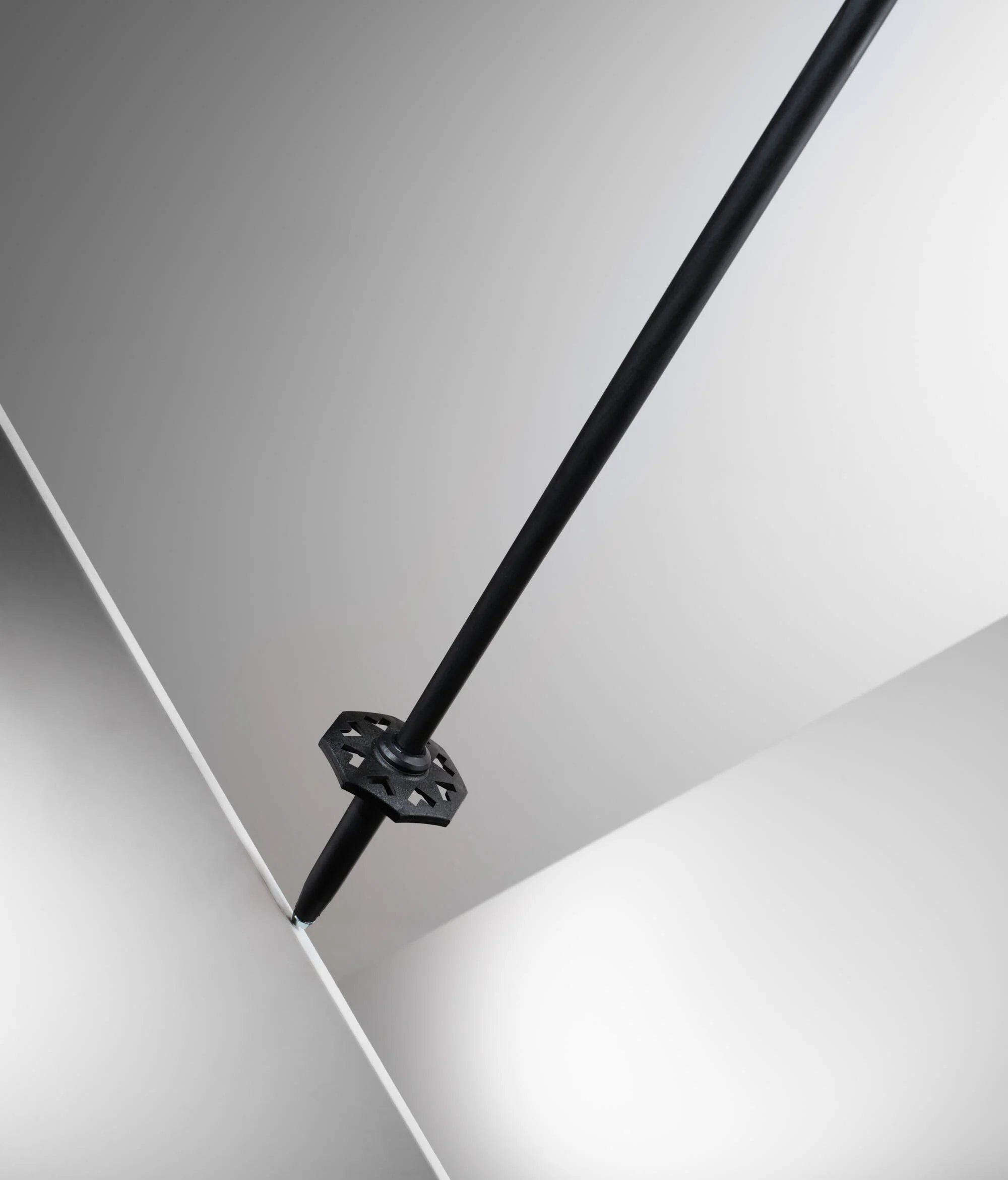 Stans Poles - Image 7